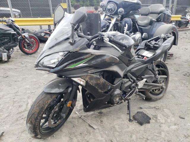 JKAEXEJ13HDA01408 - 2017 KAWASAKI EX650 J შავი ფოტო 2