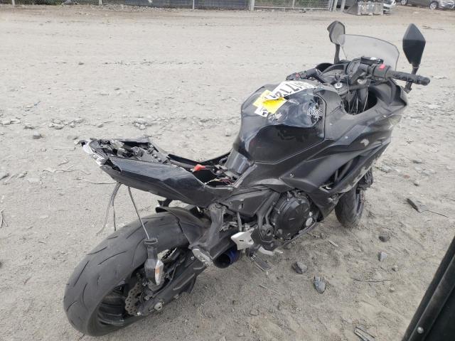 JKAEXEJ13HDA01408 - 2017 KAWASAKI EX650 J შავი ფოტო 4