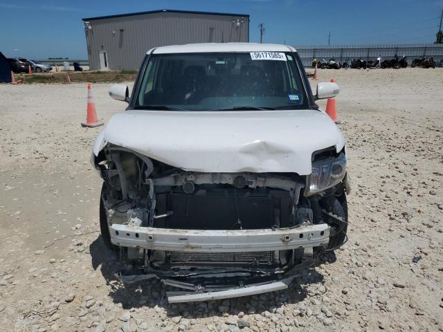 JTLZE4FE2DJ033668 - 2013 TOYOTA SCION XB 白色 照片 5