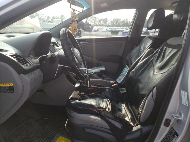 KMHCT4AEXHU212734 - 2017 HYUNDAI ACCENT SE SILVER photo 7