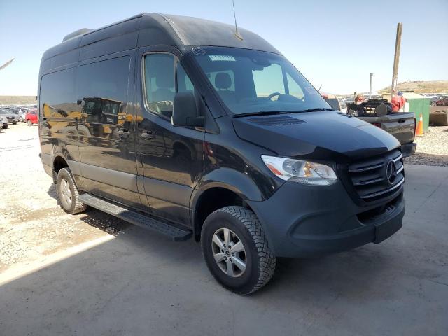 W1Z4EFVY7LP229198 - 2020 MERCEDES-BENZ SPRINTER 2500 BLACK photo 4