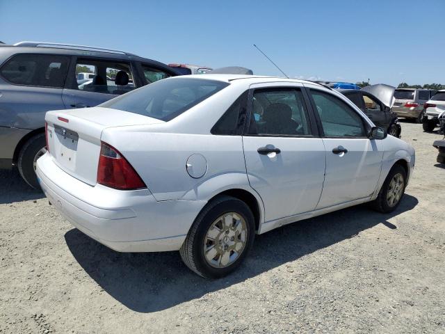 1FAHP34N27W293970 - 2007 FORD FOCUS ZX4 WHITE photo 3