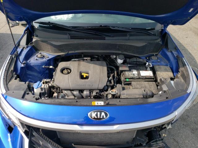 KNDEUCAA3M7041898 - 2021 KIA SELTOS S BLUE photo 12