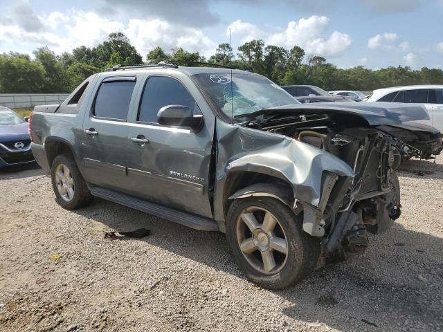 3GNMCEE09BG143534 - 2011 CHEVROLET AVALANCHE LS GREEN photo 4