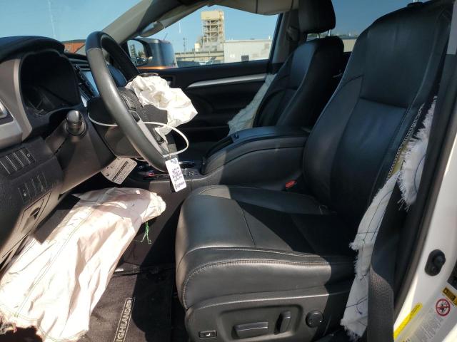 5TDKKRFH0GS124782 - 2016 TOYOTA HIGHLANDER XLE WHITE photo 7