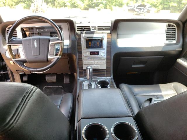 5LMJJ2J50AEJ05626 - 2010 LINCOLN NAVIGATOR 黑色 照片 8