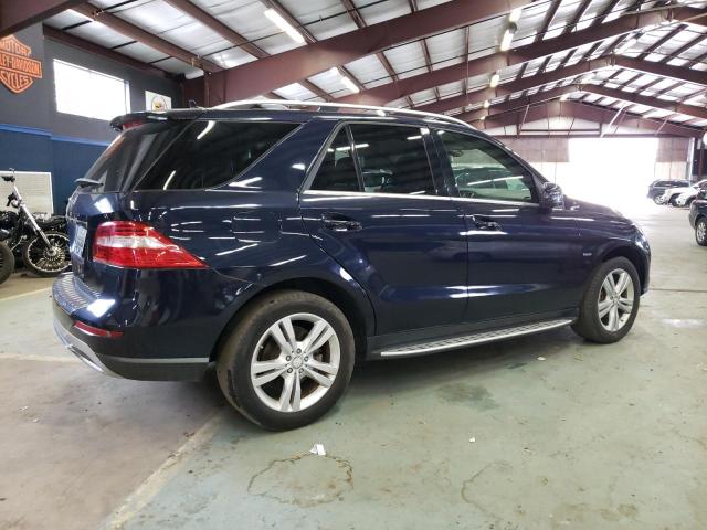 4JGDA5HBXCA015505 - 2012 MERCEDES-BENZ ML 350 4MATIC BLUE photo 3