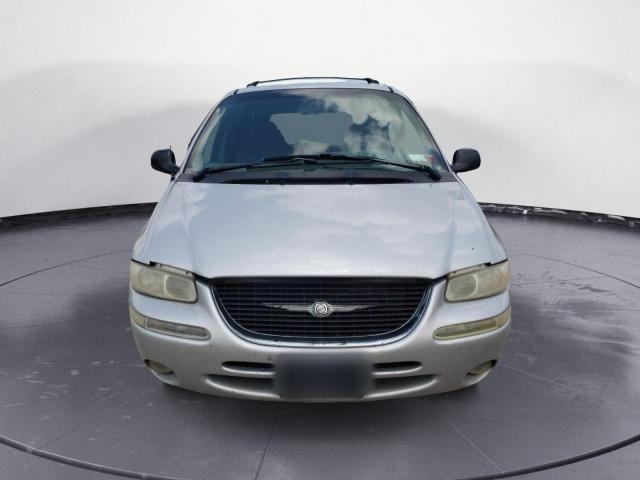 1C4GP44R9YB809751 - 2000 CHRYSLER TOWN & COU LX SILVER photo 5