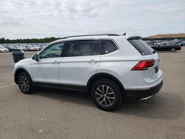 3VV2B7AX7JM194193 - 2018 VOLKSWAGEN TIGUAN SE WHITE photo 2