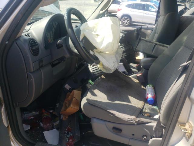 1J4GK38K55W576729 - 2005 JEEP LIBERTY RENEGADE SILVER photo 7