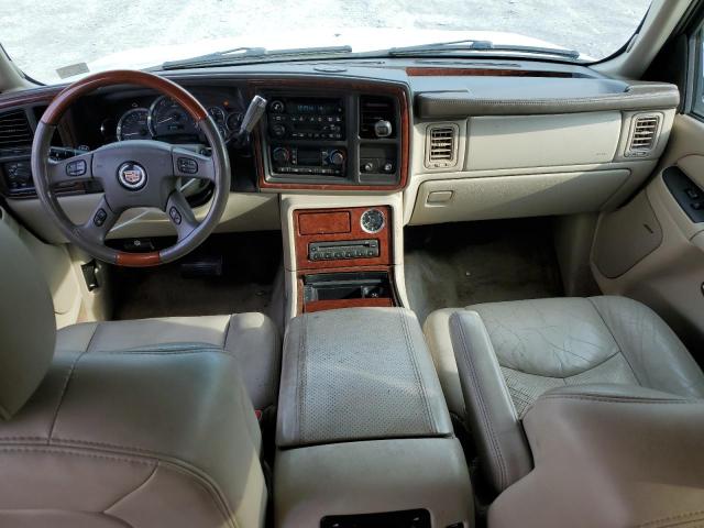 1GYEK63N45R198329 - 2005 CADILLAC ESCALADE LUXURY WHITE photo 8