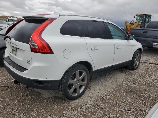 YV4902DZ1D2446208 - 2013 VOLVO XC60 T6 WHITE photo 3