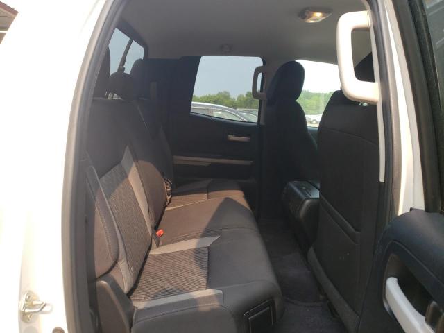 5TFUW5F18EX337866 - 2014 TOYOTA TUNDRA DOUBLE CAB SR/SR5 WHITE photo 10