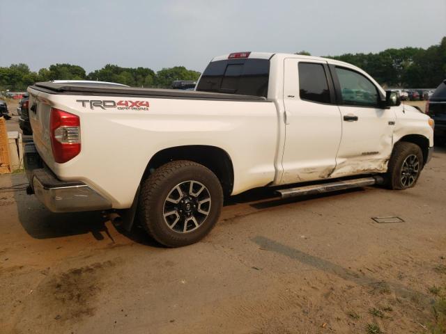 5TFUW5F18EX337866 - 2014 TOYOTA TUNDRA DOUBLE CAB SR/SR5 WHITE photo 3