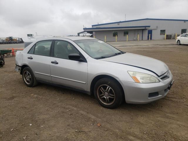 1HGCM56167A188365 - 2007 HONDA ACCORD VALUE SILVER photo 4