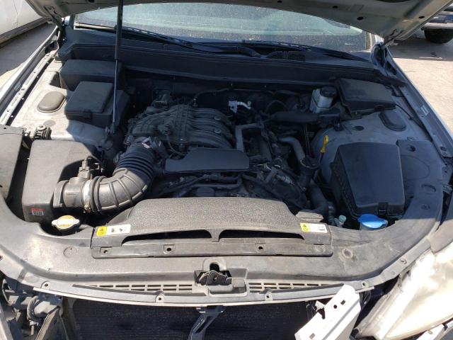 KMHGC4DE1BU140245 - 2011 HYUNDAI GENESIS 3.8L SILVER photo 11