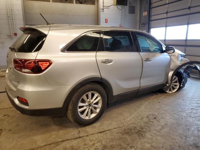 5XYPG4A57LG630009 - 2020 KIA SORENTO S SILVER photo 3