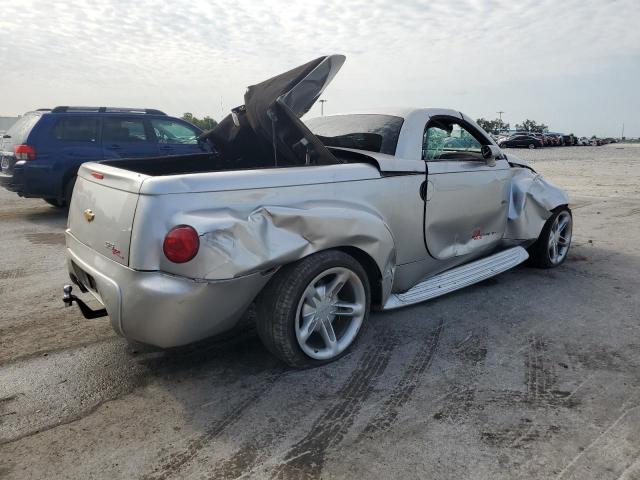 1GCES14P34B110466 - 2004 CHEVROLET SSR 银色 照片 3
