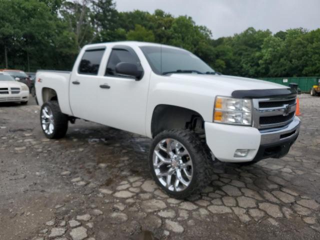 3GCPKSE38BG189261 - 2011 CHEVROLET 1500 K1500 LT WHITE photo 4