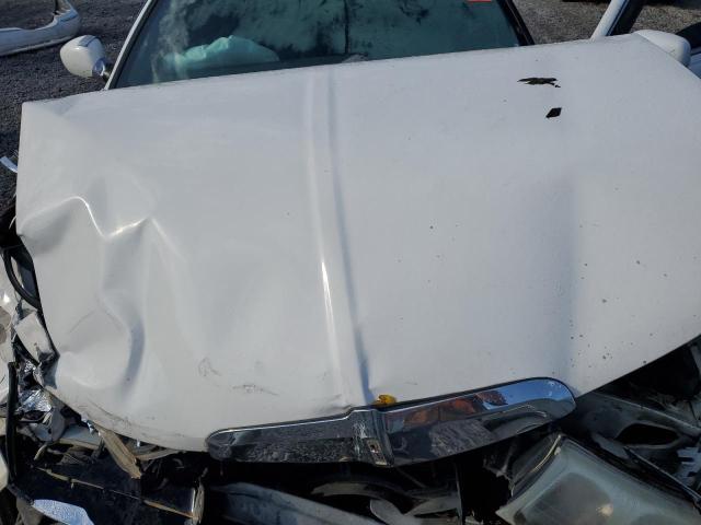 1LNHM81W2YY903199 - 2000 LINCOLN TOWN CAR EXECUTIVE Biały zdjęcie 11