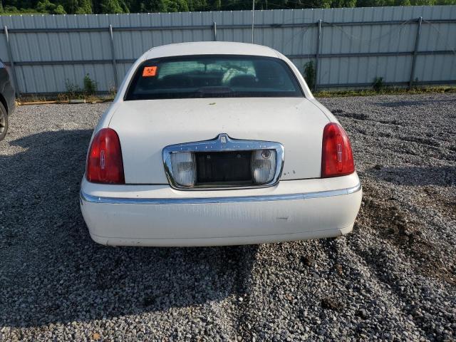 1LNHM81W2YY903199 - 2000 LINCOLN TOWN CAR EXECUTIVE Biały zdjęcie 6