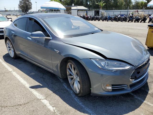 5YJSA1DPXDFP15409 - 2013 TESLA MODEL S GRAY photo 4