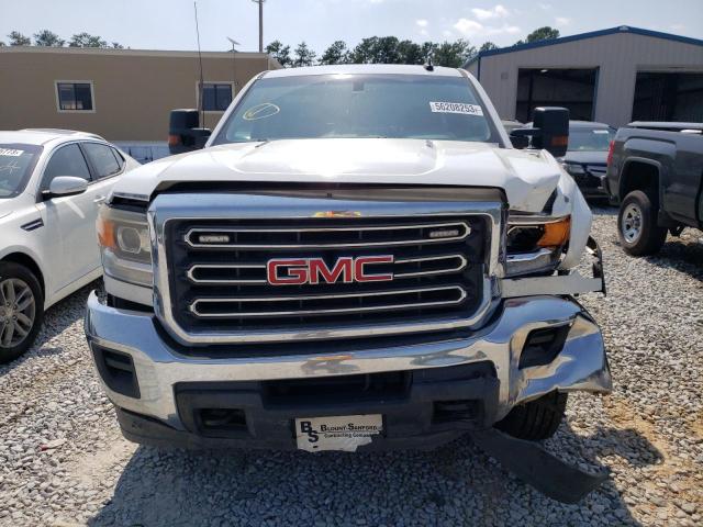 1GT12RE84GF142909 - 2016 GMC SIERRA K2500 HEAVY DUTY WHITE photo 5