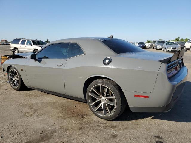 2C3CDZFJ0JH172150 - 2018 DODGE CHALLENGER R/T 392 GRAY photo 2