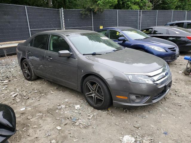 3FAHP0HA3BR197699 - 2011 FORD FUSION SE GRAY photo 4