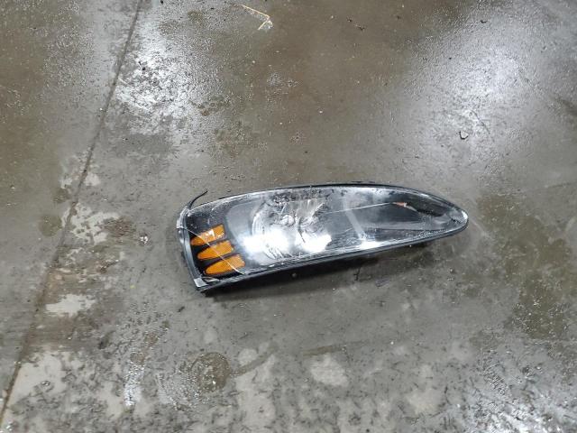 2G2WP552081103078 - 2008 PONTIAC GRAND PRIX 灰色 照片 12