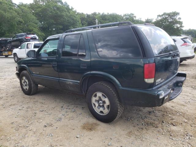 1GNDT13W12K142595 - 2002 CHEVROLET BLAZER GREEN photo 2