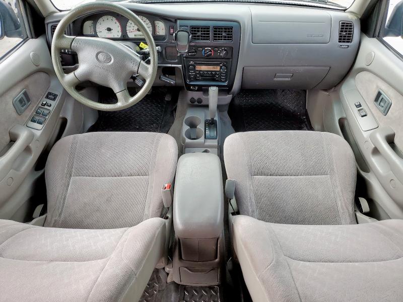 5TEGN92N62Z040664 - 2002 TOYOTA TACOMA DOUBLE CAB PRERUNNER SILVER photo 8