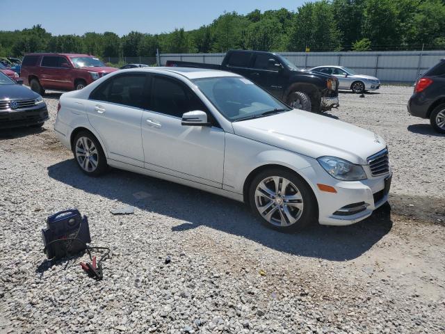 WDDGF4HB4DA789480 - 2013 MERCEDES-BENZ C-CLASS 250 WHITE photo 4