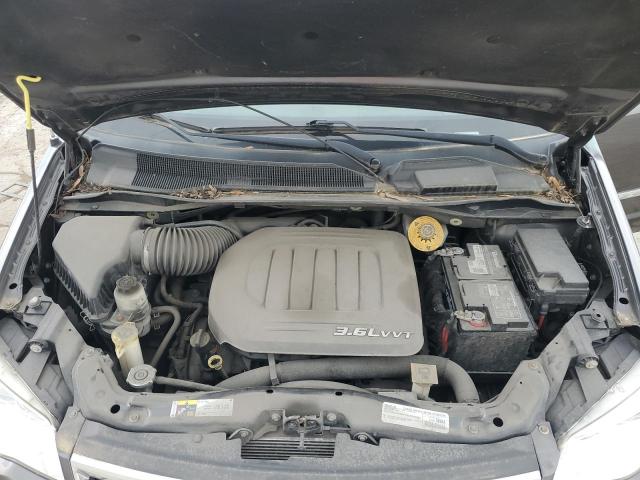 2C4RC1CG8GR221388 - 2016 CHRYSLER TOWN & COU TOURING L GRAY photo 12