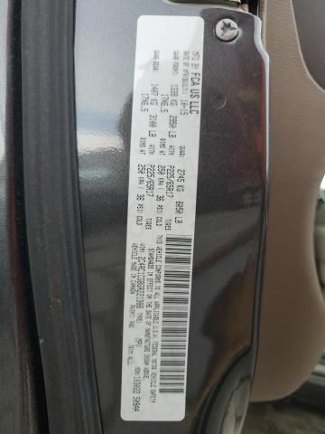 2C4RC1CG8GR221388 - 2016 CHRYSLER TOWN & COU TOURING L GRAY photo 13