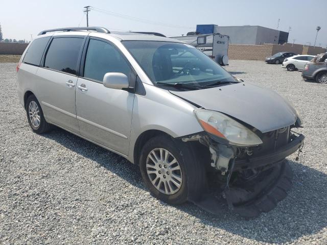 5TDZK22C59S286183 - 2009 TOYOTA SIENNA XLE BEIGE photo 4