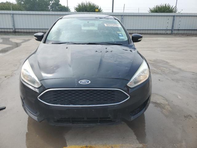 1FADP3F23FL374378 - 2015 FORD FOCUS SE BLACK photo 5