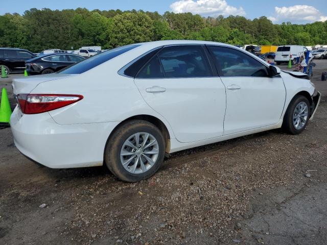 4T1BF1FK0GU139680 - 2016 TOYOTA CAMRY LE WHITE photo 3