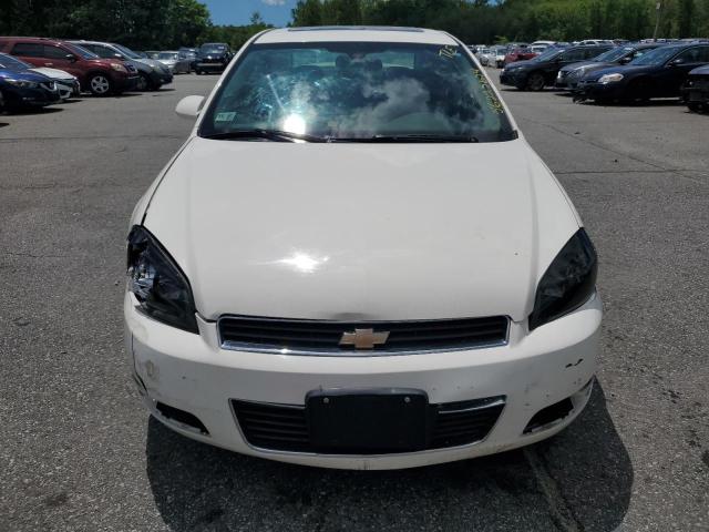 2G1WU57M791140318 - 2009 CHEVROLET IMPALA LTZ WHITE photo 5