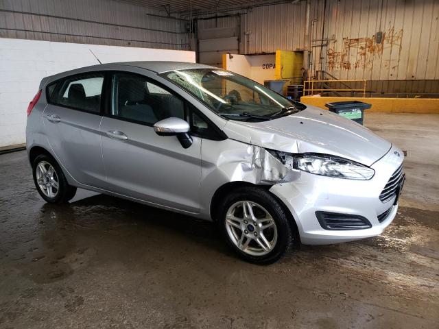 3FADP4EJ4KM103725 - 2019 FORD FIESTA SE SILVER photo 4