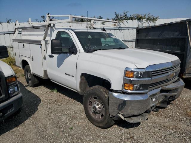 1GB0CUEG7HZ278152 - 2017 CHEVROLET silverado C2500 HEAVY DUTY WHITE photo 4