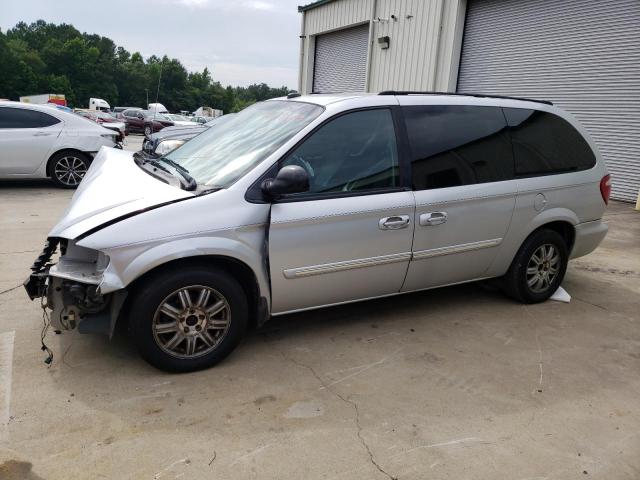 2C4GP54L65R386089 - 2005 CHRYSLER TOWN & COU TOURING 银色 照片 1