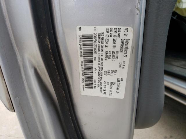 2C4GP54L65R386089 - 2005 CHRYSLER TOWN & COU TOURING 银色 照片 13