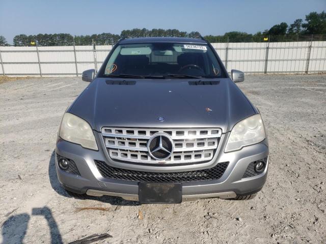 4JGBB8GB2BA646271 - 2011 MERCEDES-BENZ ML 350 4MATIC SILVER photo 5