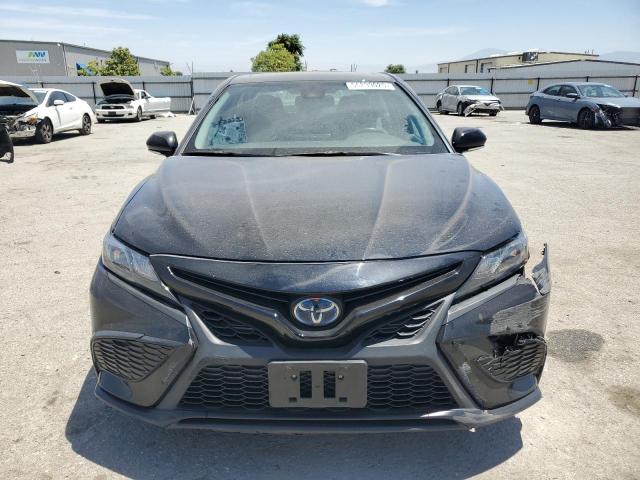 4T1S31AK8PU611690 - 2023 TOYOTA CAMRY SE NIGHT SHADE BLACK photo 5