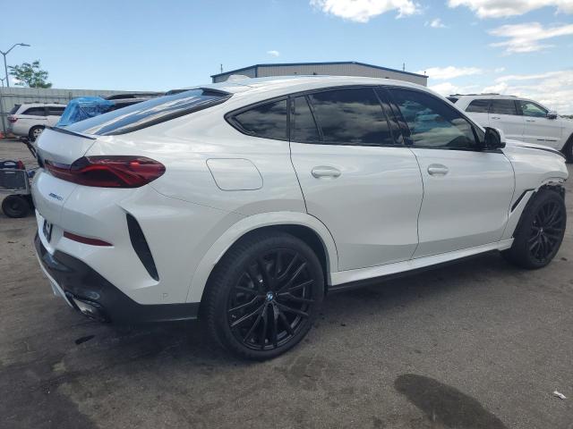 5UX33EX08S9W48254 - 2025 BMW X6 XDRIVE40I WHITE photo 3