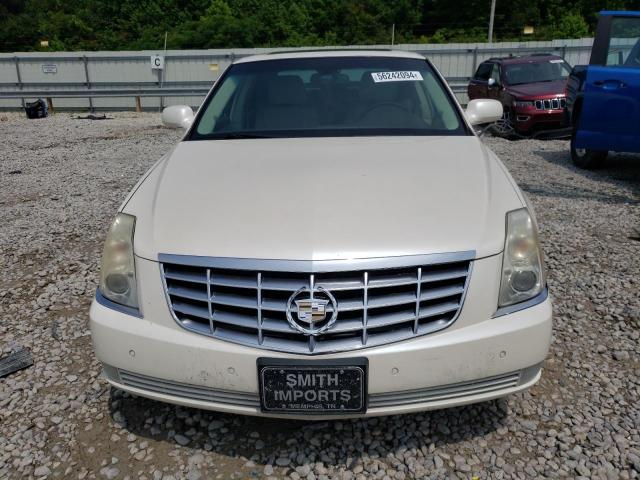 1G6KD57Y99U141826 - 2009 CADILLAC DTS WHITE photo 5