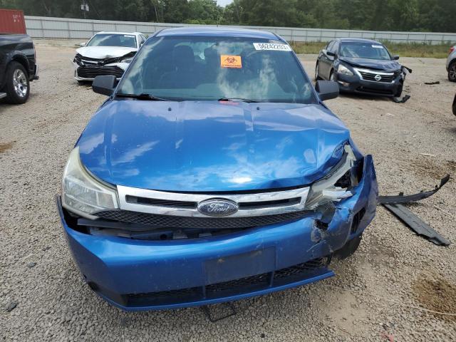 1FAHP3FN4AW186245 - 2010 FORD FOCUS SE BLUE photo 5