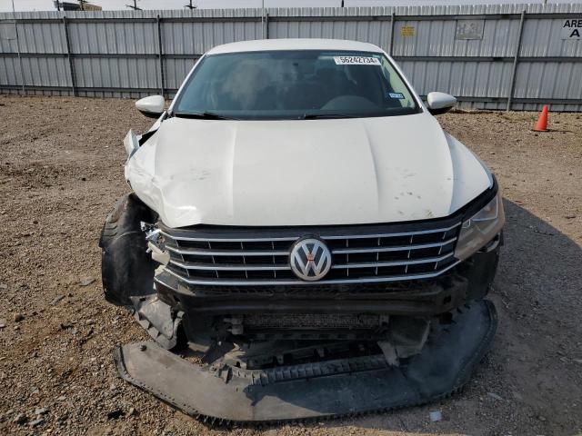 1VWAT7A32HC044134 - 2017 VOLKSWAGEN PASSAT S WHITE photo 5