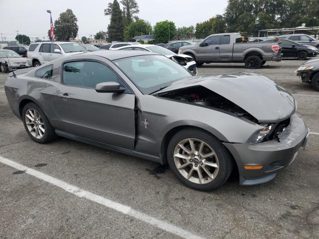 1ZVBP8AM4B5142066 - 2011 FORD MUSTANG GRAY photo 4